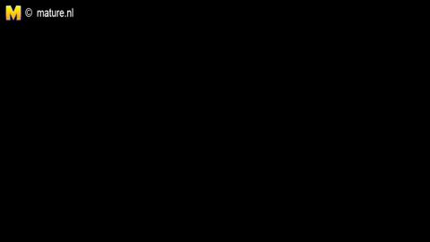 30910