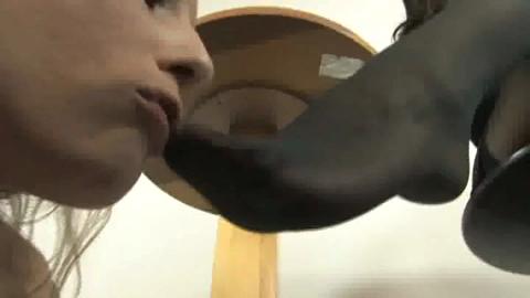 12664
